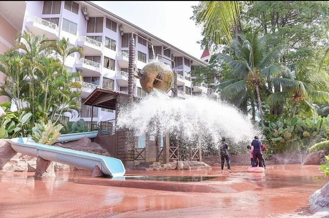 Hotel Lotus Desaru G510 By Jss à Bandar Penawar Extérieur photo